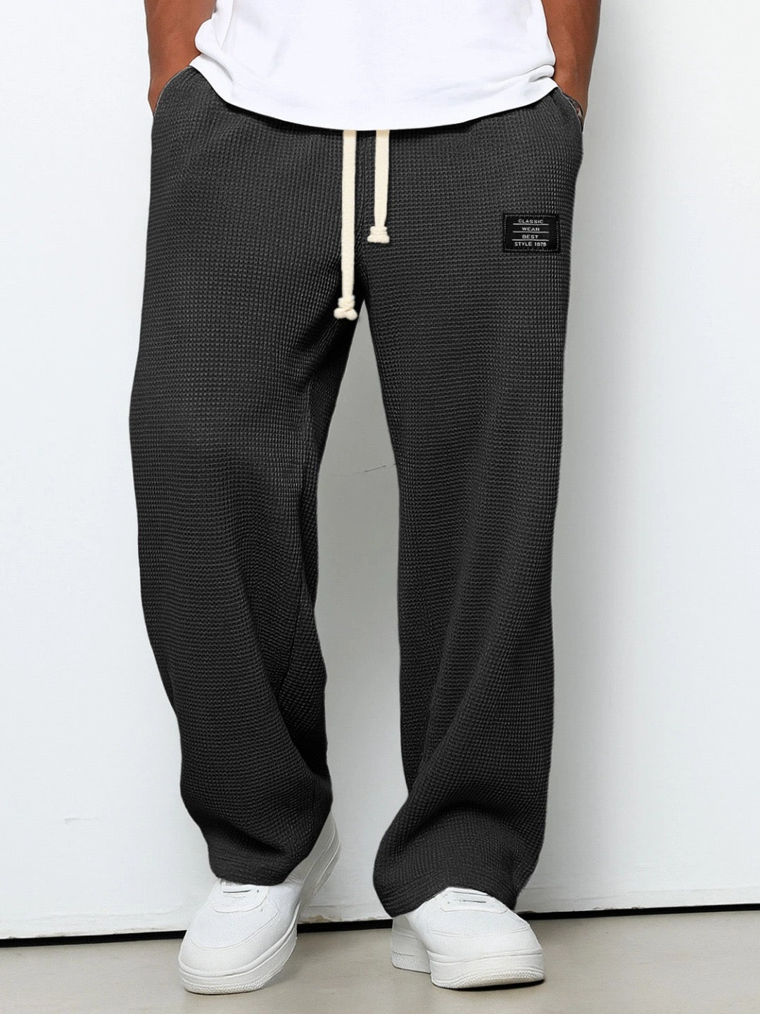 Lorenzo | Wide Pants with Honeycomb Pattern