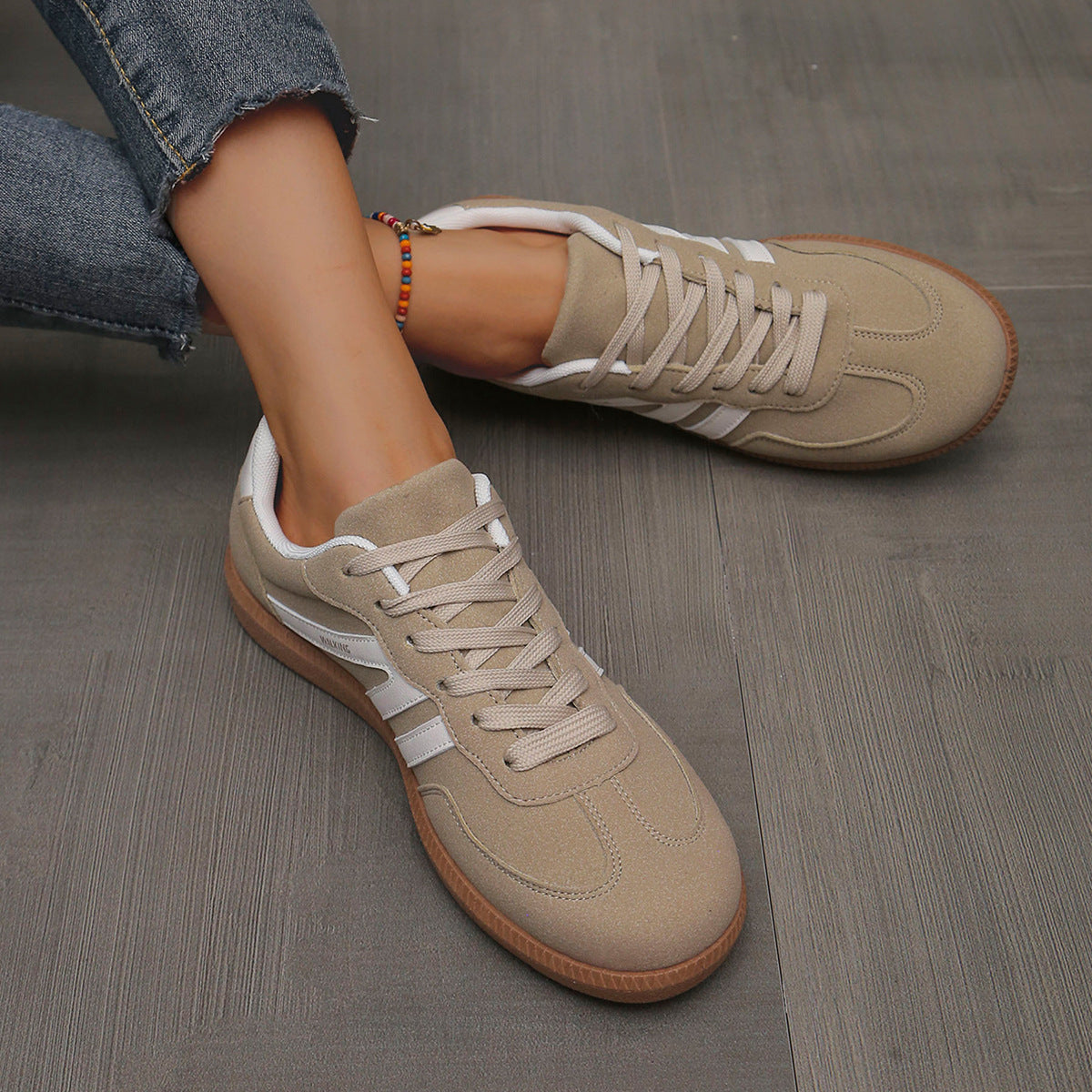 Deliza | Comfort Trainers