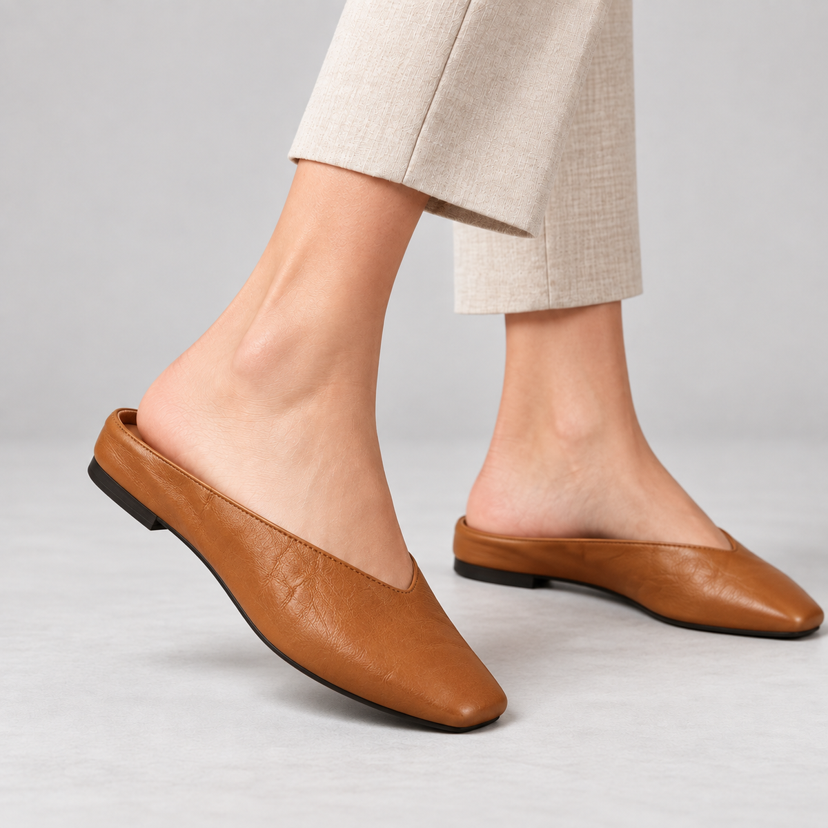 Nash | Elegant Orthopedic V-Cut Mule